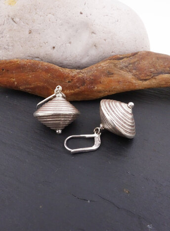 Ohrringe aus Silber Ohrringe aus Silber
