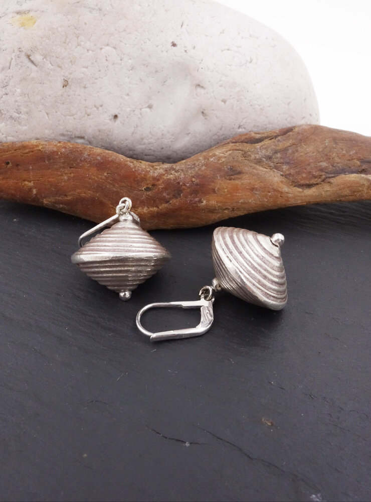 Ohrringe aus Silber Ohrringe aus Silber
