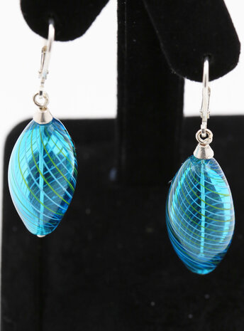 Ohrringe aus mundgeblasenem Glas und Silber