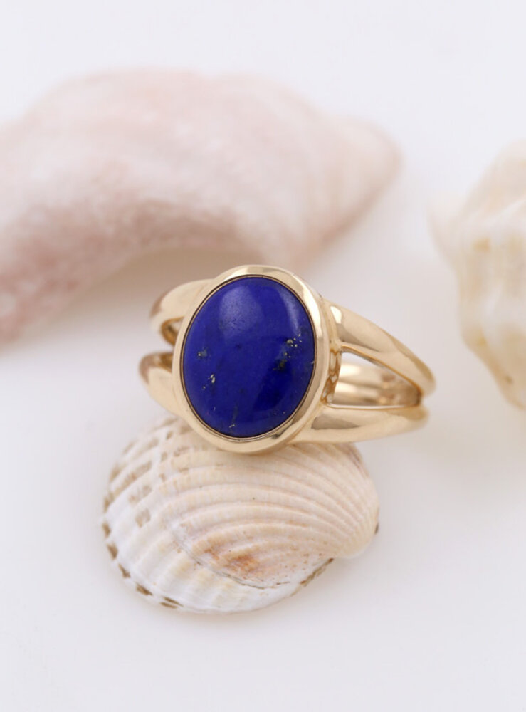 Lapis lazuli cabochon best sale ring