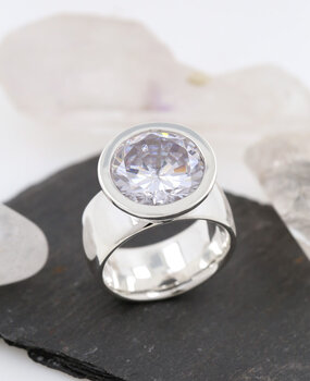 Ring Prunkstück Diamantweiß Ring Prunkstück Diamantweiß