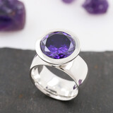 Ring Prunkstück Dunkelviolett Ring Prunkstück Dunkelviolett