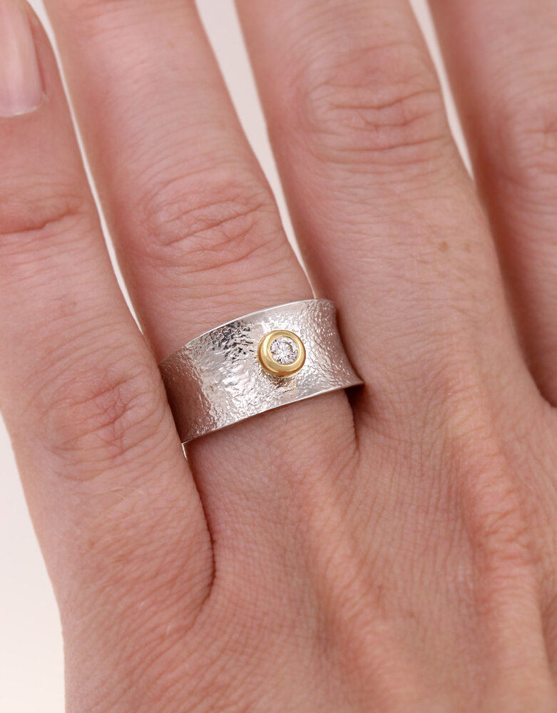 Gloria-925er Silberring mit Labordiamant Gloria-925er Silberring mit Labordiamant