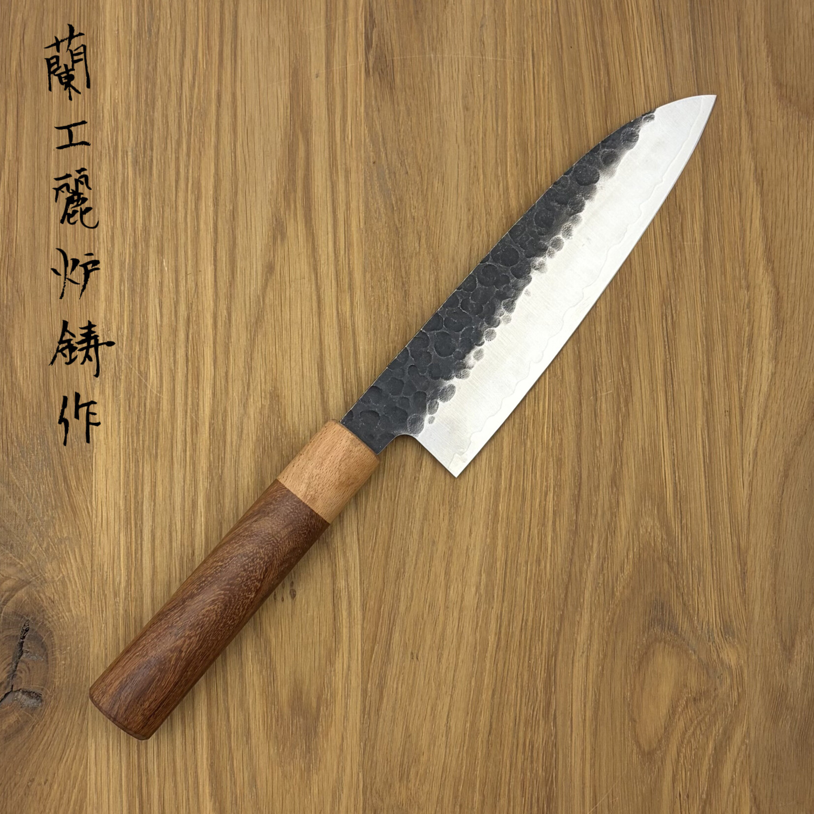 Rooij Rooij Santoku 165mm Kurouchi Molybdeem Rozenhout