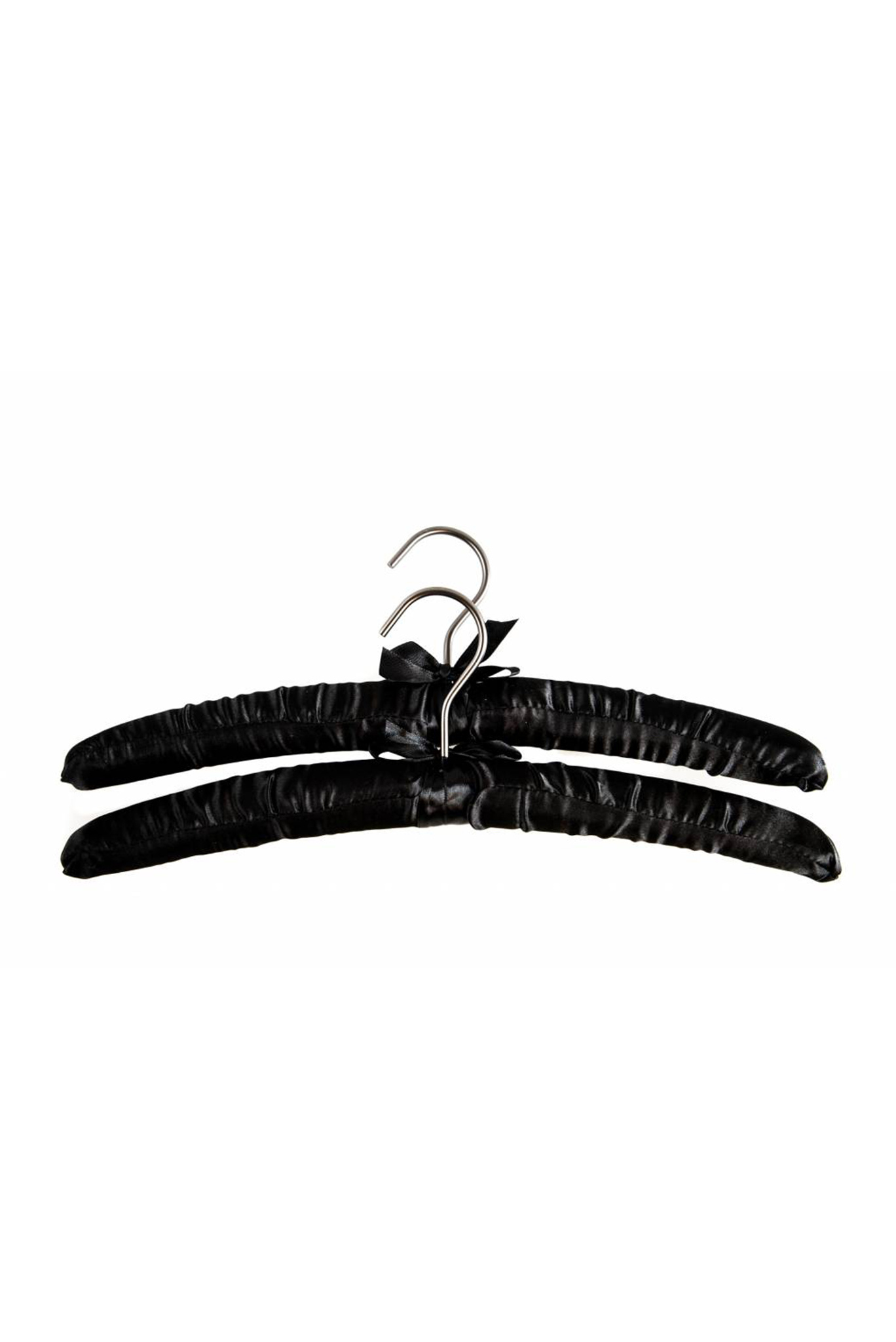 Padded satin hanger black