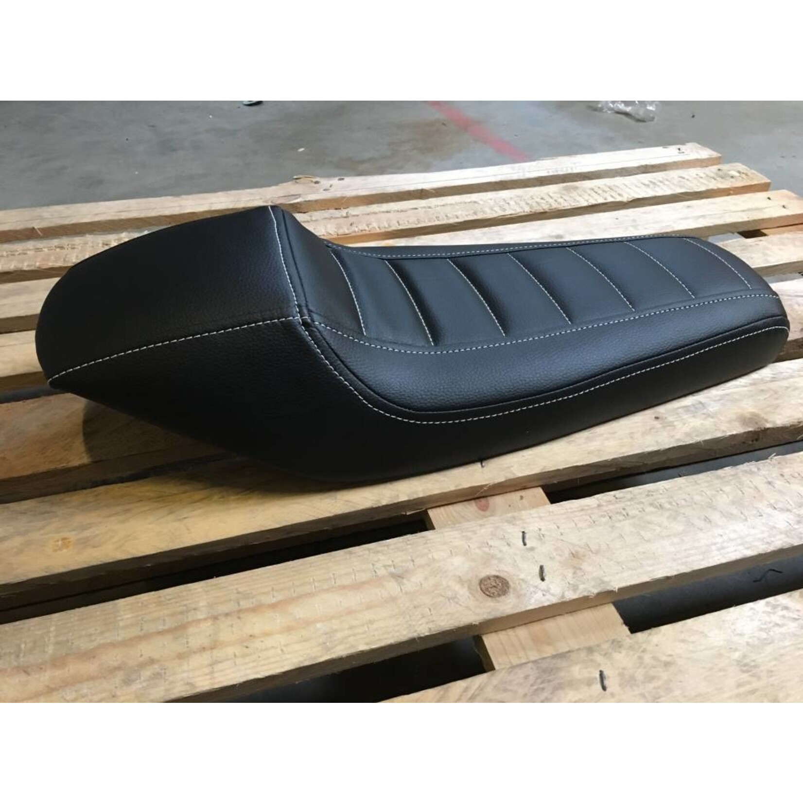 C.Racer C. Racer Sitzbank "Tracker" schwarz Typ 105