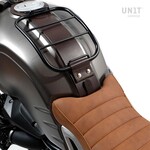 Unitgarage Gepäckträger auf Tank mit braunem Tankgurt für BMW R nineT
