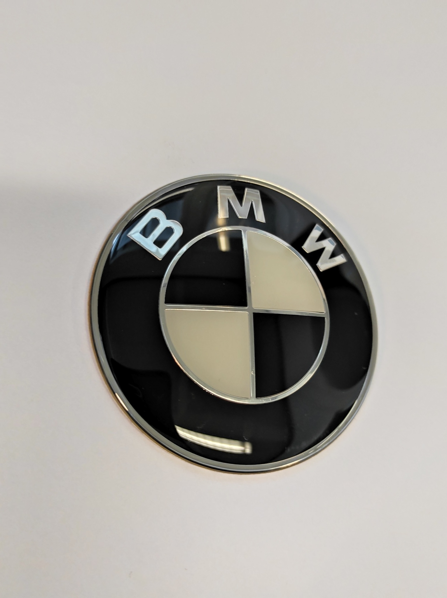 BMW Emblem Schwarz selbstklebend Tank 
