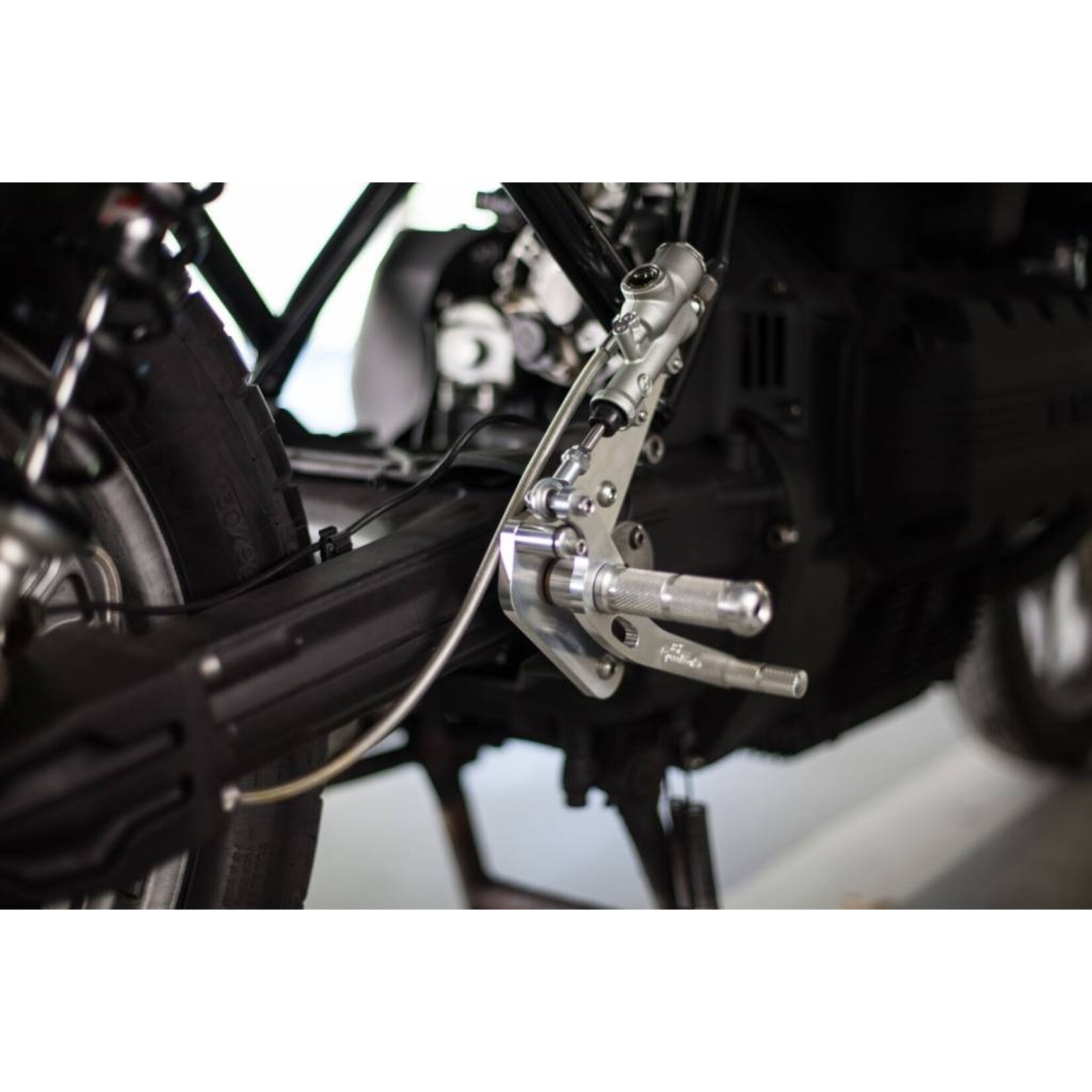 BSK Speedworks CNC-Fussrastenanlage BMW K75S - K100 ohne ABS