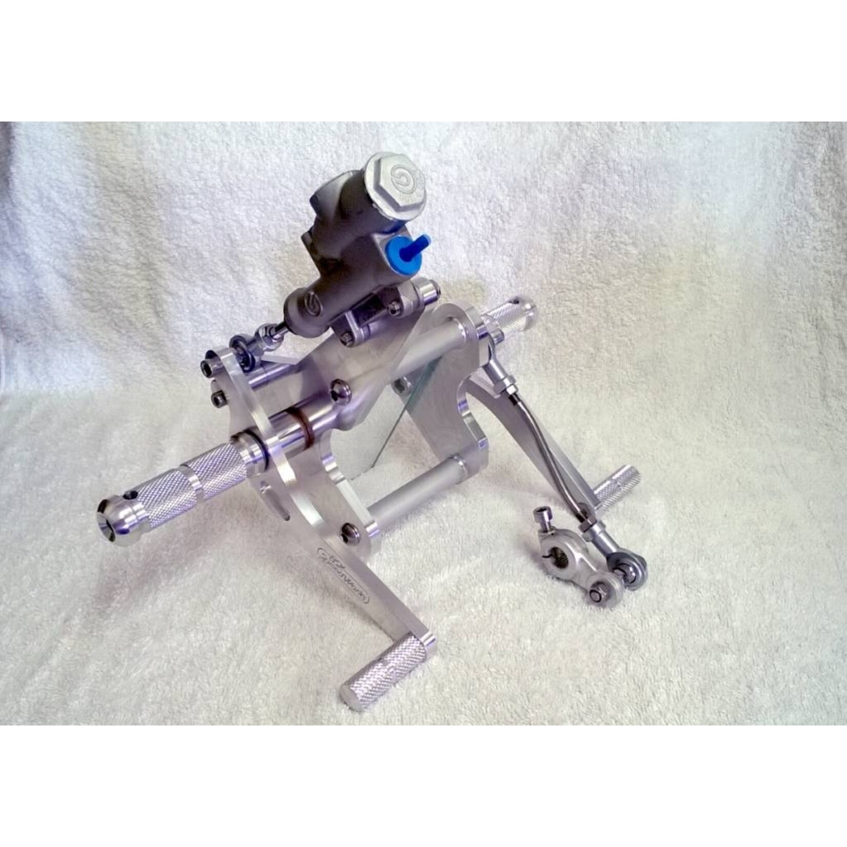 BSK Speedworks CNC-Fussrastenanlage BMW K75S - K100 ohne ABS