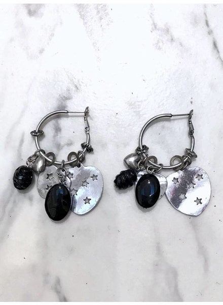Star Heart & Black Stones Earrings - Silver