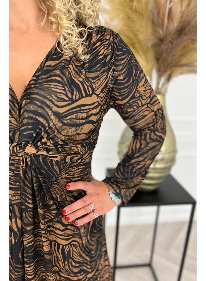 Curvy Knotted Camo Zebra Dress - Camel/Black