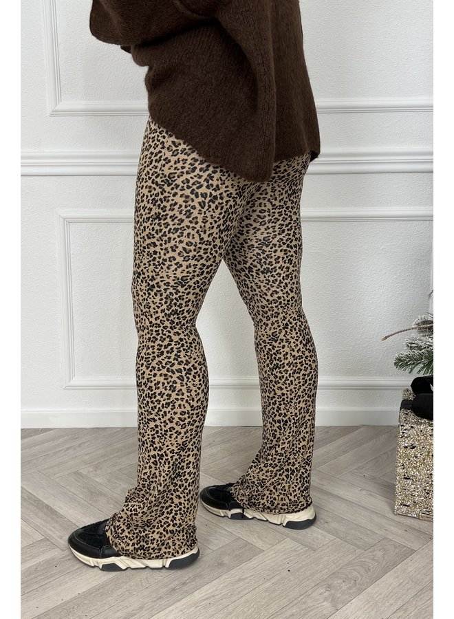 Soft Flare - Small Leopard - Black/Camel