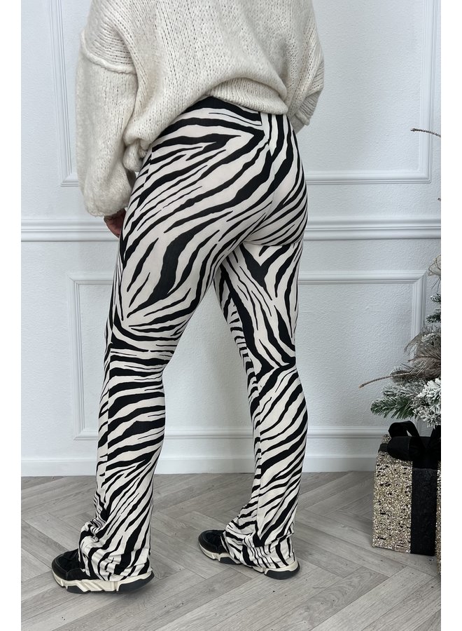 Soft Flare - Zebra Black/White
