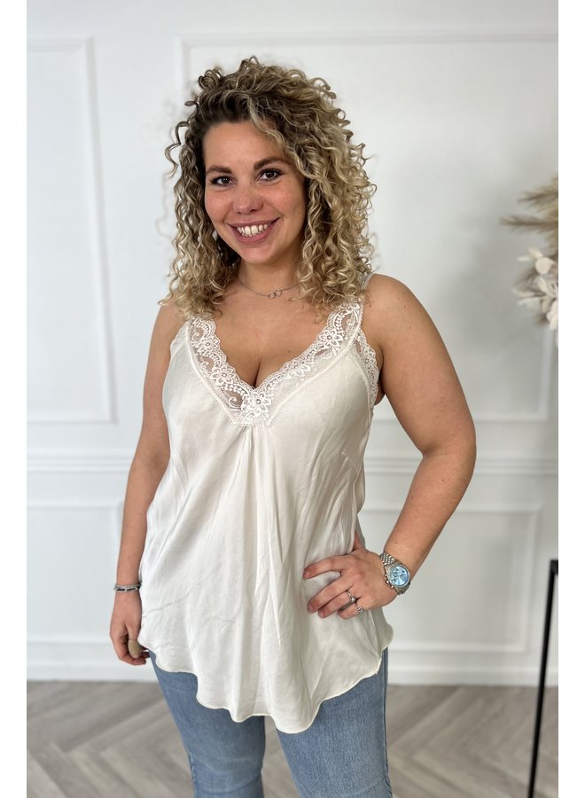 Curvy Bibi Lace Top - Beige