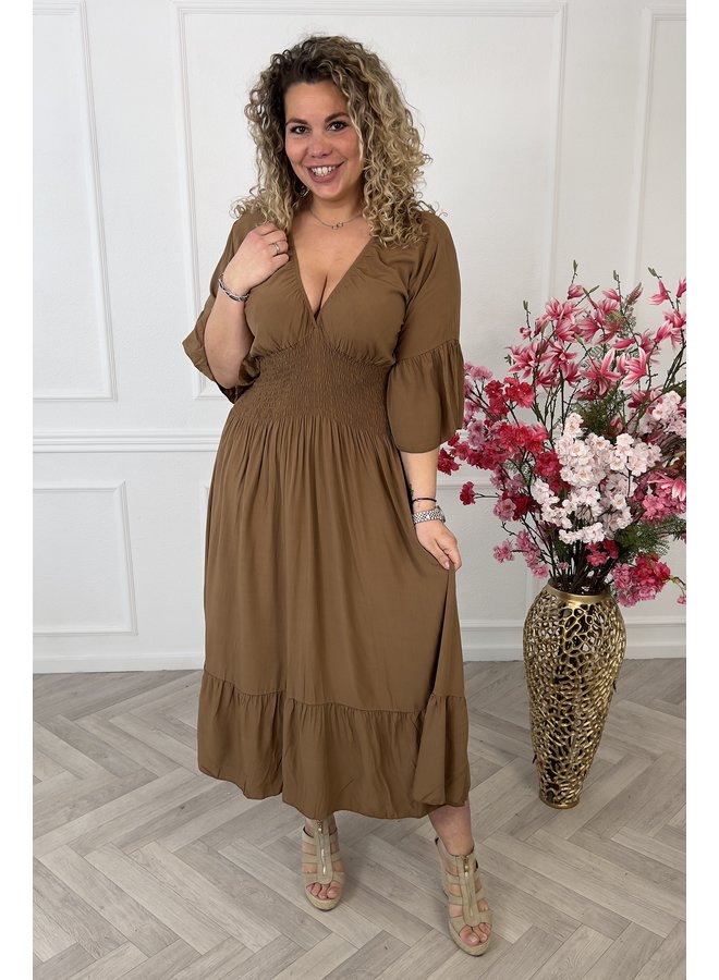 Curvy Summer Taille Dress - Camel