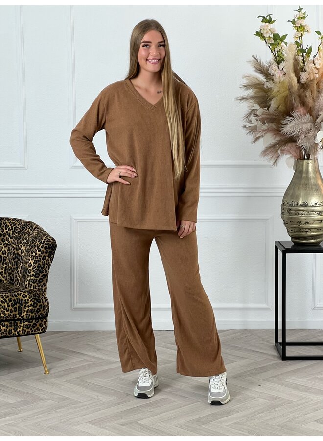 Curvy Comfy Set  - Brown