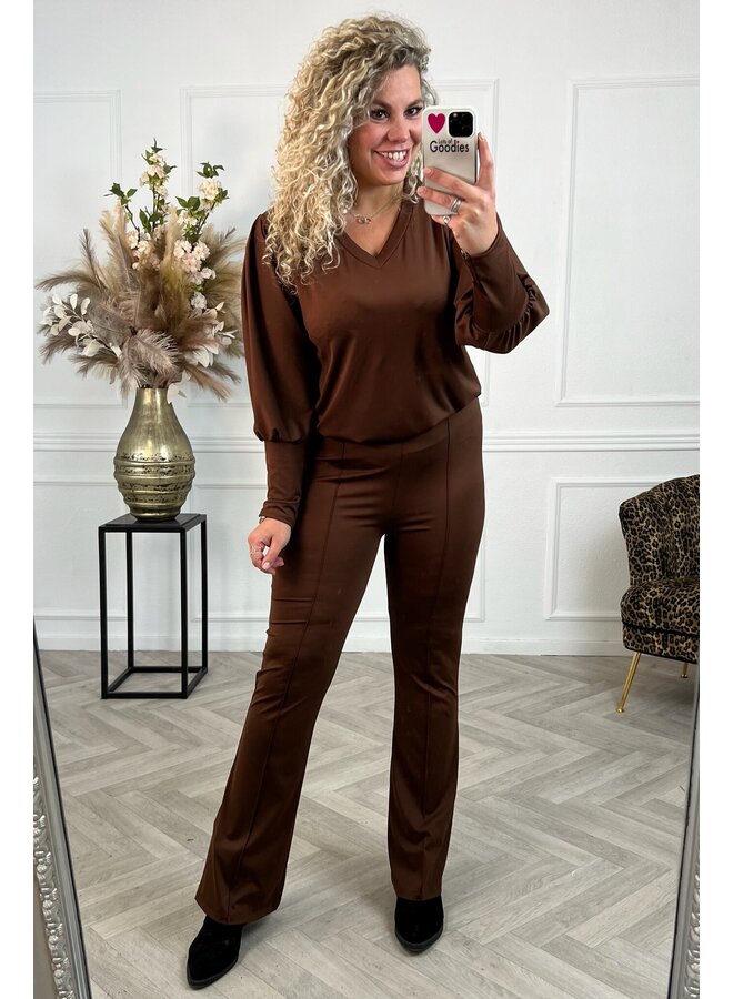 Travel Line Flare Pants - Brown