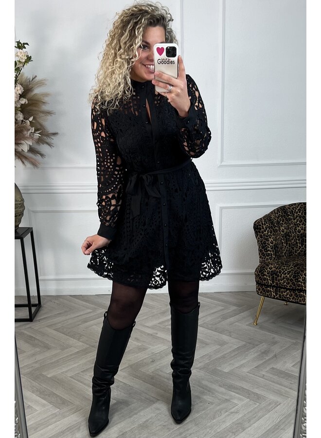 Musthave Lace Dress - Black