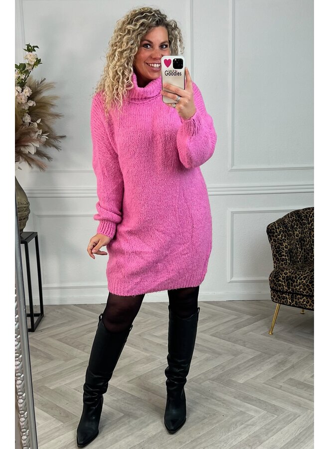 Curvy Knitted Col Dress - Pink