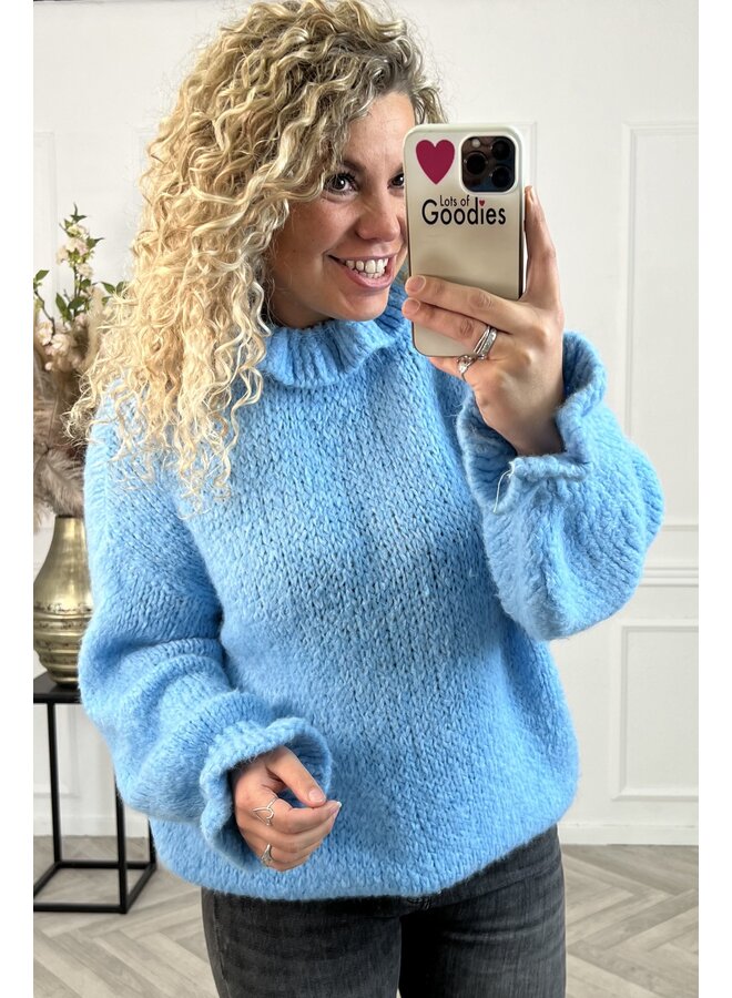 Curvy Ruffle Sweater - Light Blue