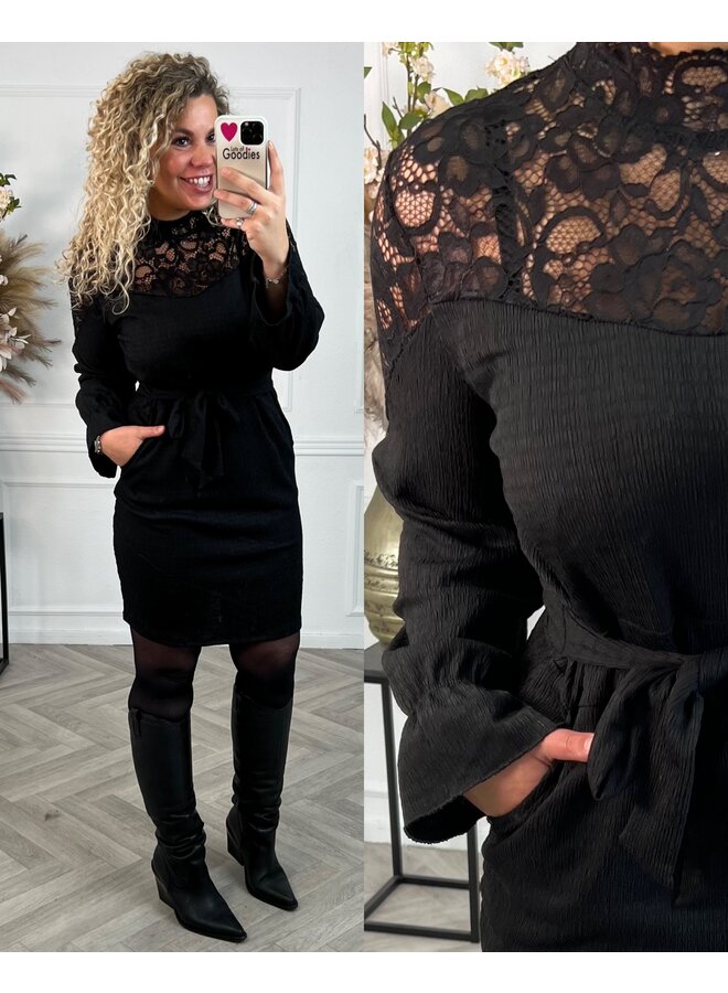 Perfect Lace Basic Dress - Black