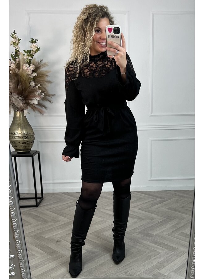 Perfect Lace Basic Dress - Black