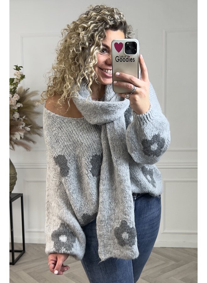 Cozy Flower Knitted Sweater - Grey/Dark Grey