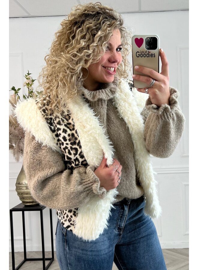 Leopard Fur Gilet - Leopard/White