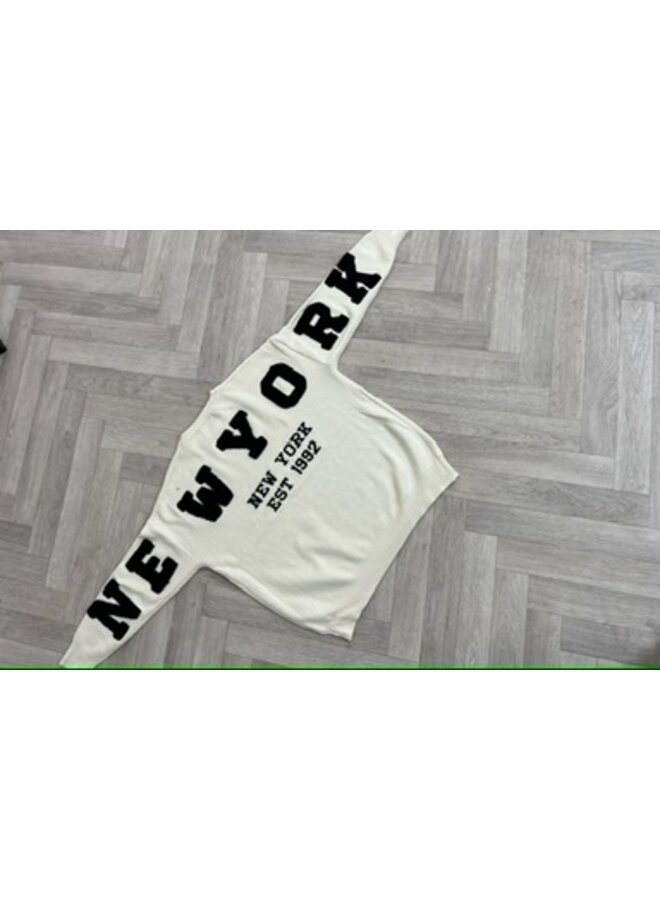 Manhattan New York Sweater - White/Black
