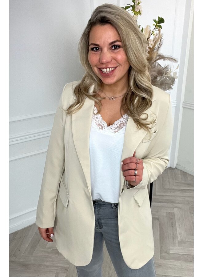 Curvy Sophie Blazer - Beige