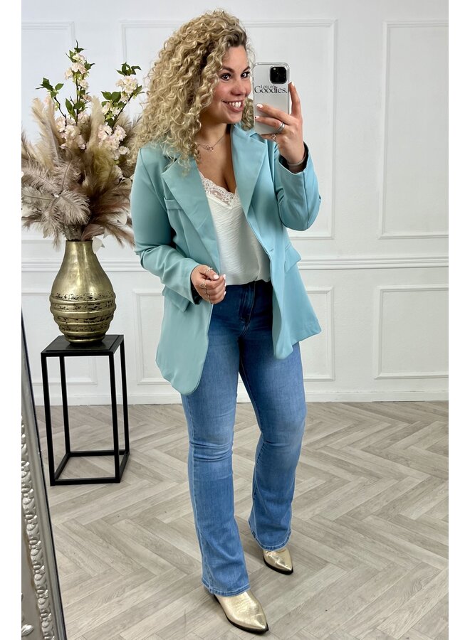 Curvy Sophie Blazer - Vintage Blue