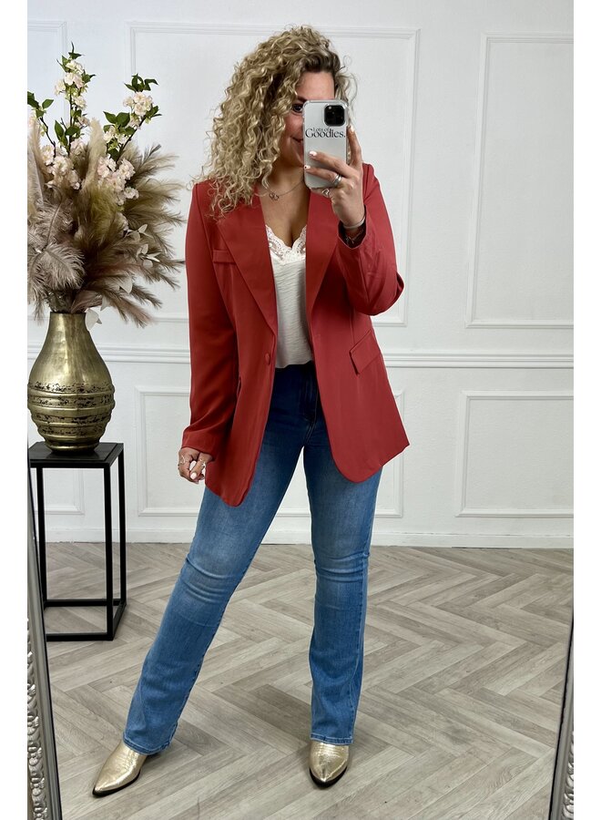 Curvy Sophie Blazer - Brique