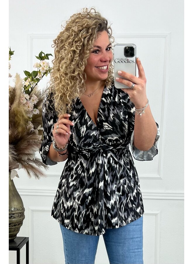 Curvy Knotted Leopard Top - Painted Grey