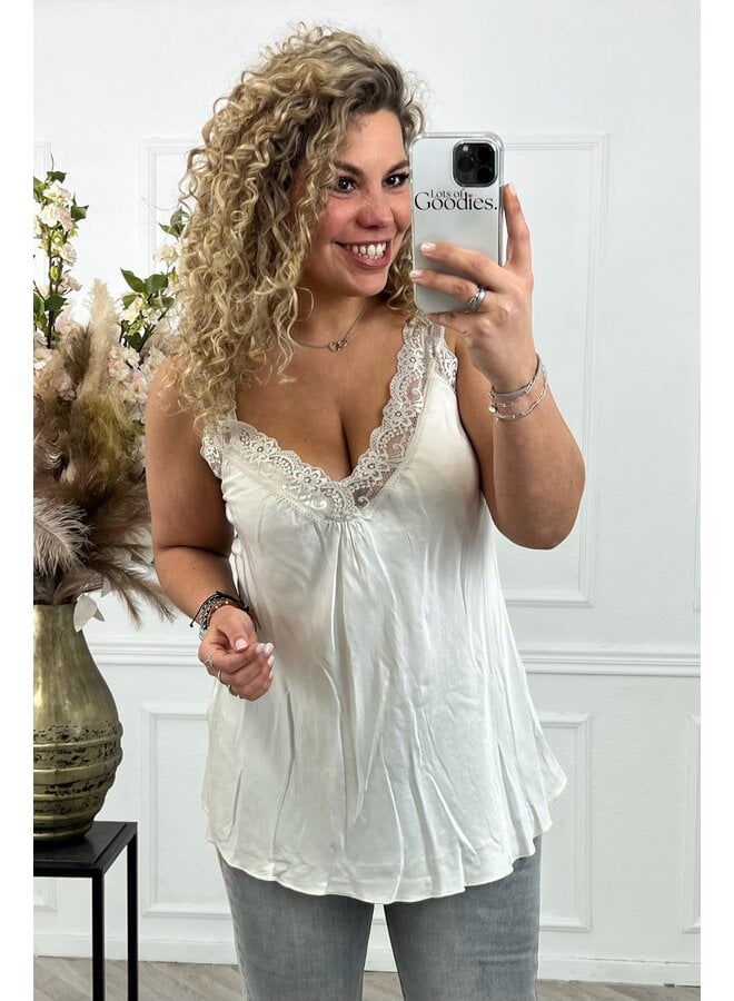 Curvy Bibi Lace Top - Pearl