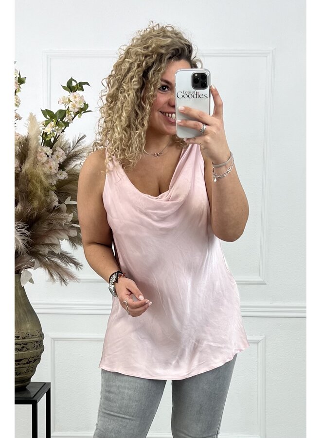 Curvy Classic Silky Top - Soft Pink