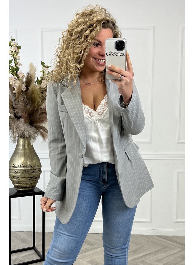 Curvy Lucy Striped Blazer - Light Grey/White