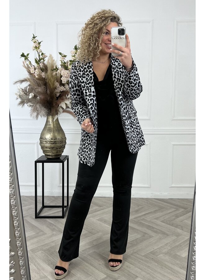 Curvy Sophie Blazer - Leopard Grey/Black