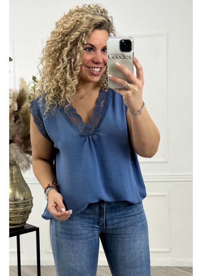 Curvy Malibu Lace Top - Denim Blue