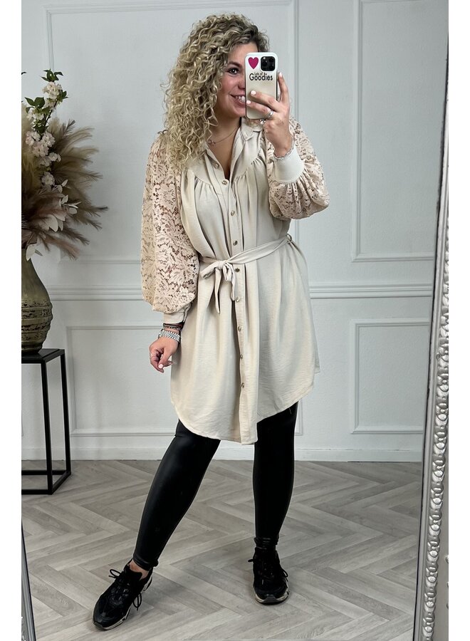 Curvy Scarlett Lace Dress - Beige