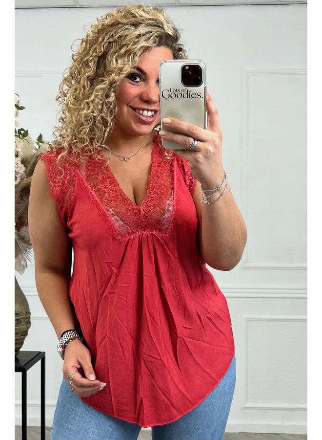 Curvy Miami Lace Top - Red