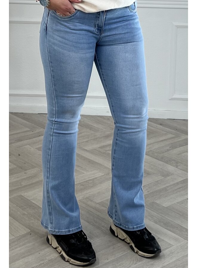 Perfect Flared Jeans - Light Blue