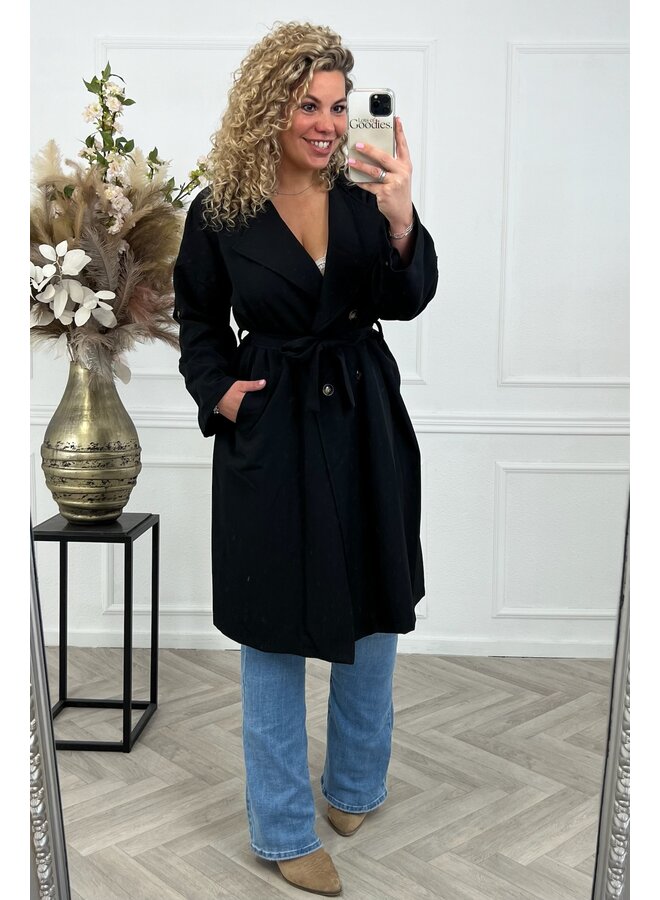 Curvy Trenchcoat - Black PRE-ORDER