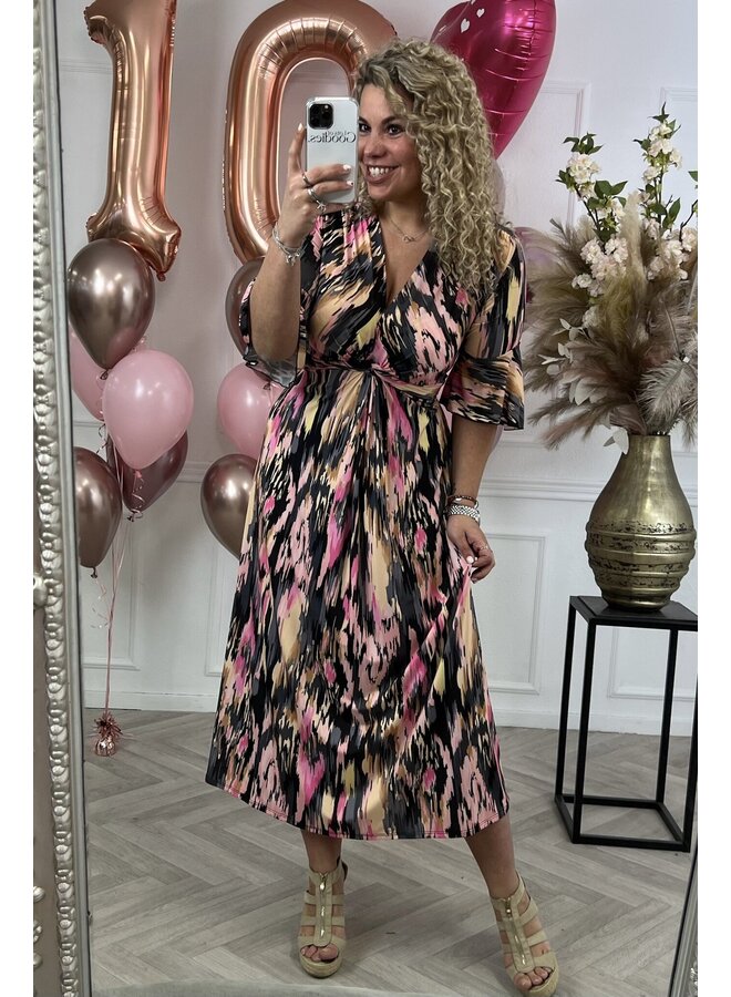 Curvy Knotted Striped Dress - Black/Pink
