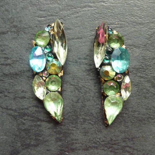 Annie Sherburne Vintage pale green Stud crystal earrings Annie Sherburne Vintage pale green Stud crystal earrings