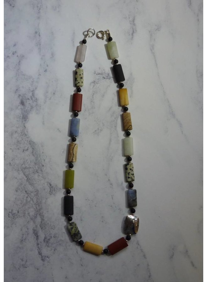 Lozenge mixed gemstones and silver necklace 07