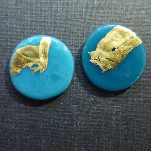 Helen Chalmers Round gold stud earring turquoise Helen Chalmers Round gold stud earring turquoise