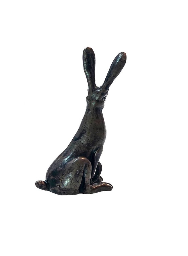 Hare sitting bronze 14