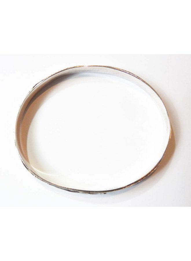 Wrap silver bangle