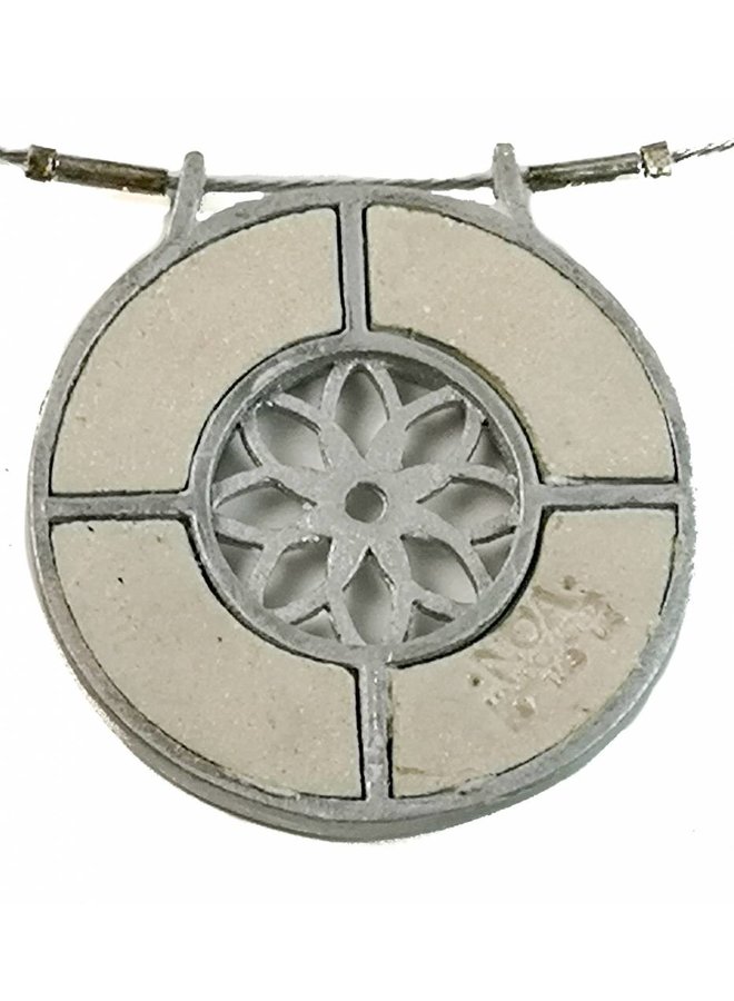 Radiant Round window Clear Centre necklace 502